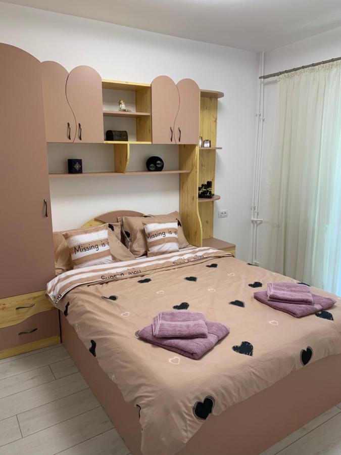 Apartament Regim Hotelier Oradea Exterior foto